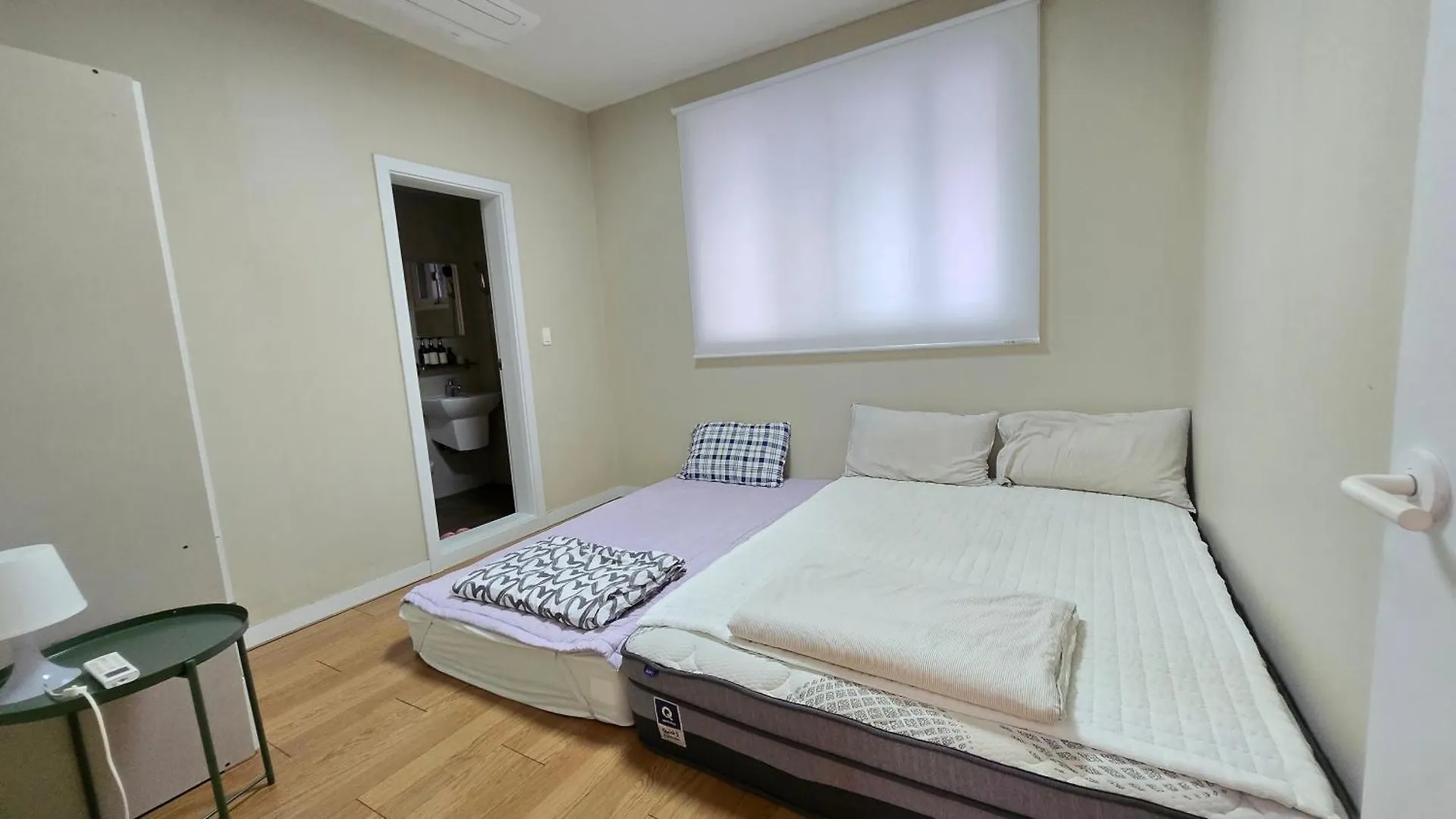 Rare House Hotel Incheon 0*,  Korsel