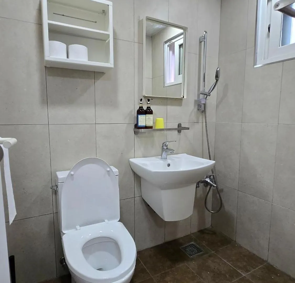 Rare House Hotel Incheon Korsel
