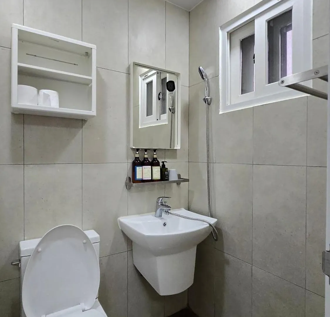 Rare House Hotel Incheon 0*,  Korsel